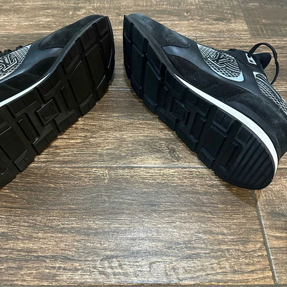 Louis Vuitton Monochrome Mesh Sneakers - Picture 11 of 11